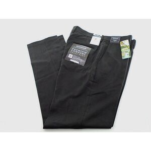 Haggar Mens Premium Comfort Slim-Fit Performance Stretch Flat-Front Dress Pants